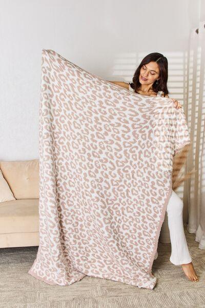 Cuddley Leopard Decorative Throw Blanket - Mint&Lace